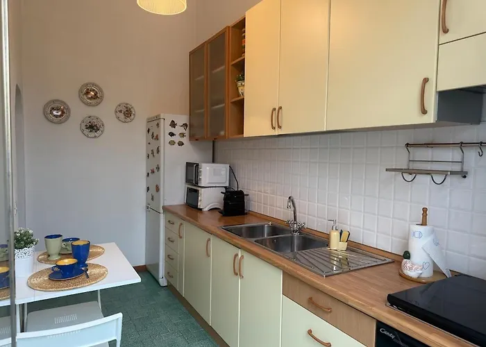 50mt From Sea White 2 Bedr Outdoor